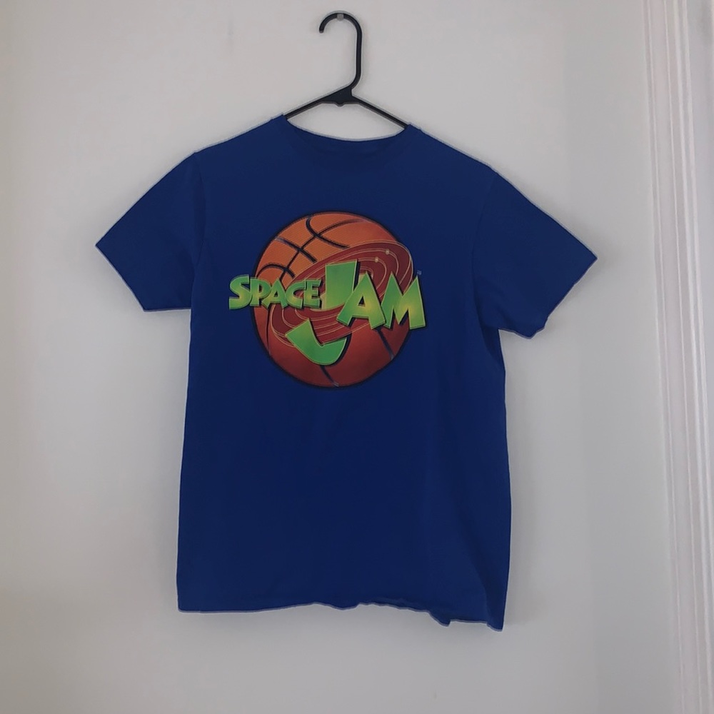 Space Jam T-Shirt - Size Medium - Excellent condition!